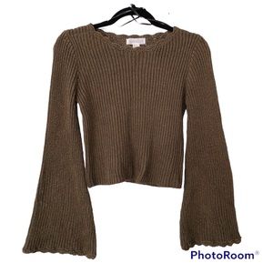 Cropped knit sweater